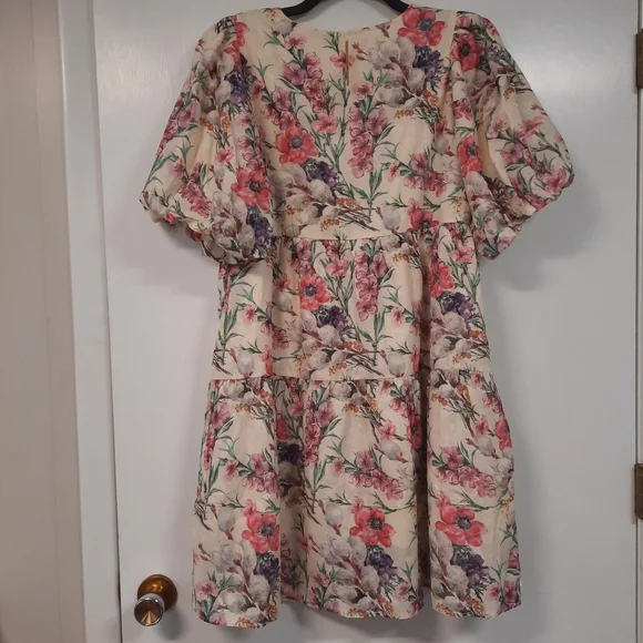 Polagram Cream Floral Puff Sleeve Tiered Mini XL Sonia Dress Side Pockets NWT - Picture 2 of 16